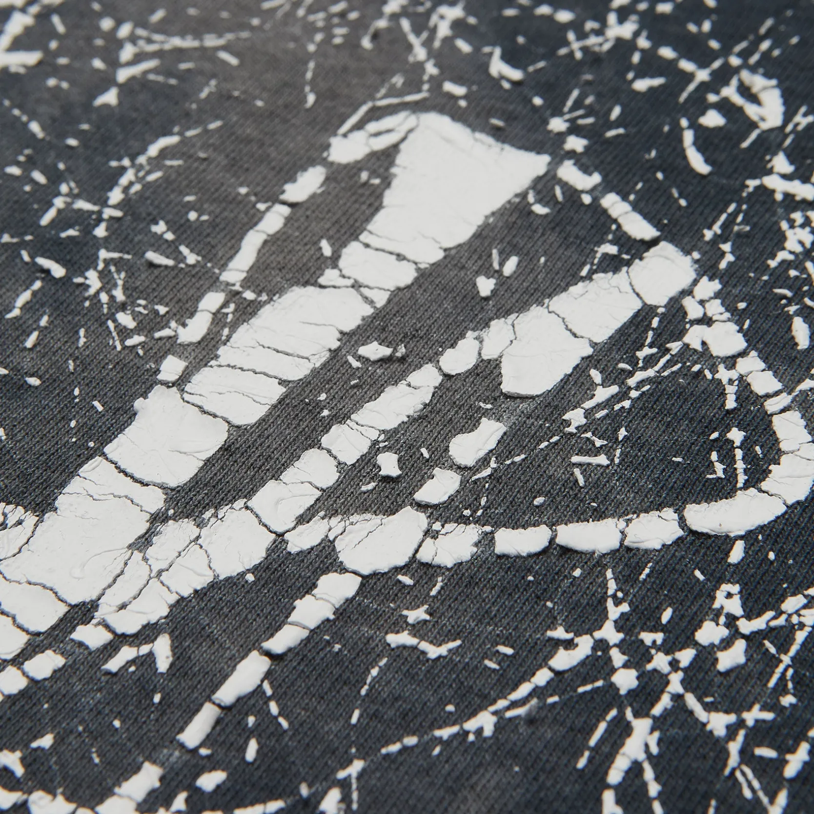 ABSTRACT TEE