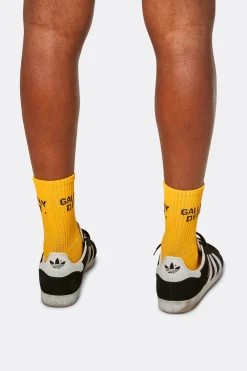 CLEAN YELLOW SOCKS