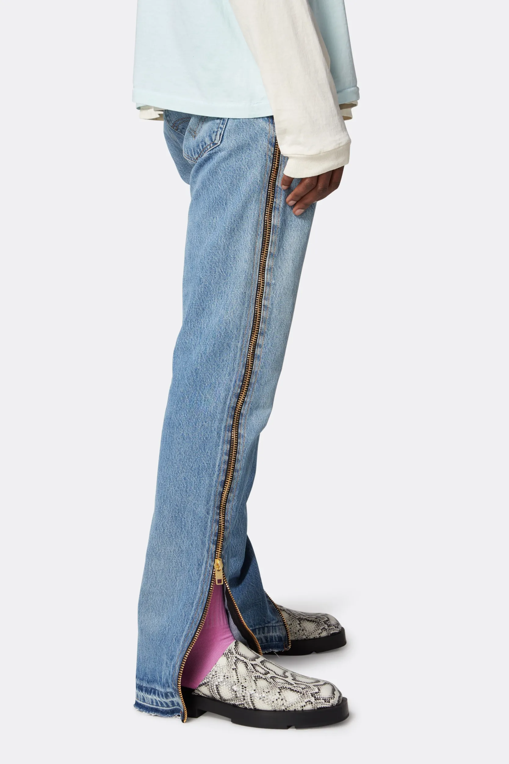 LIGHT WASH READY DENIM