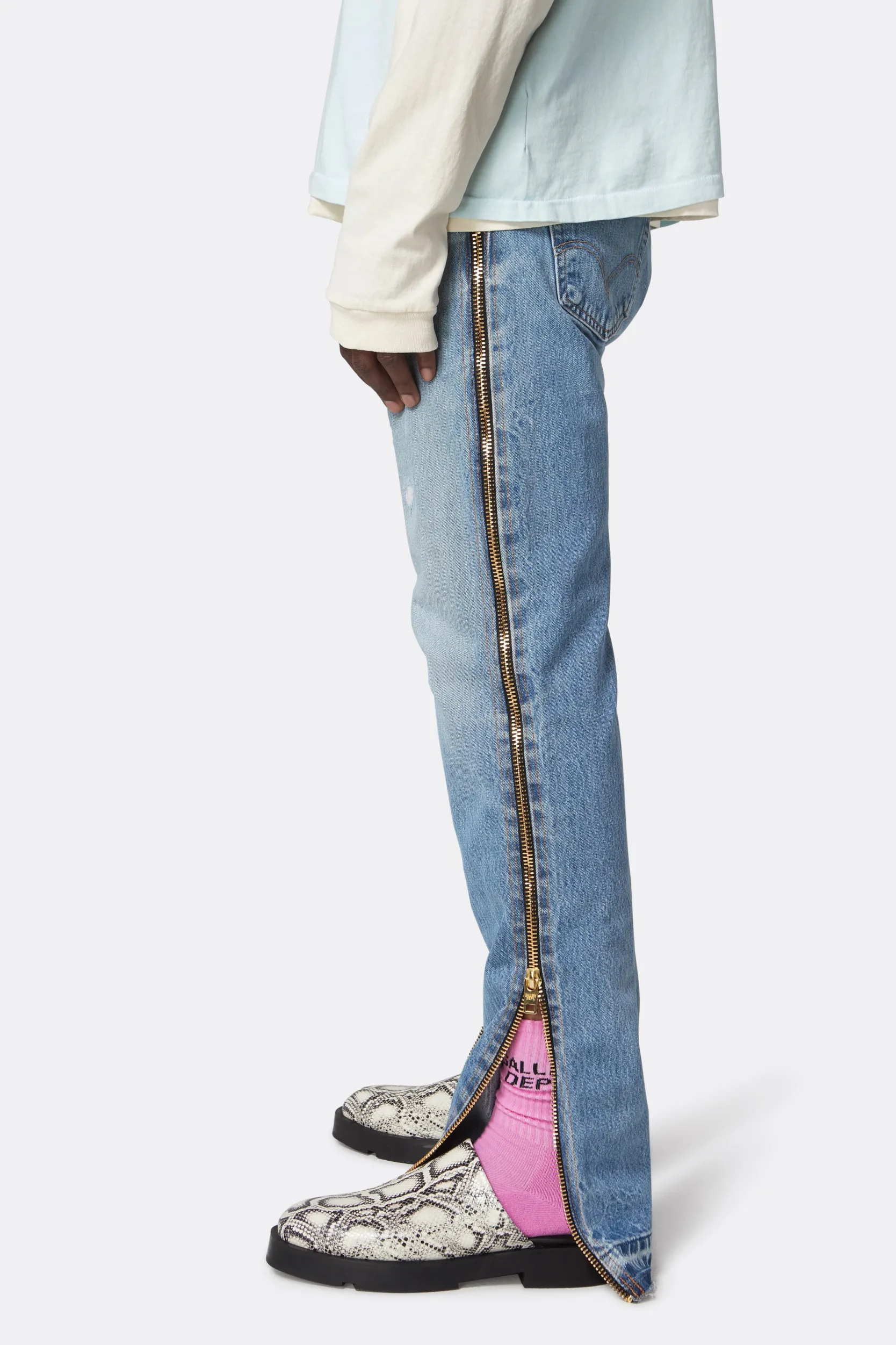 LIGHT WASH READY DENIM