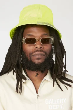 TOXIC BUCKET HAT