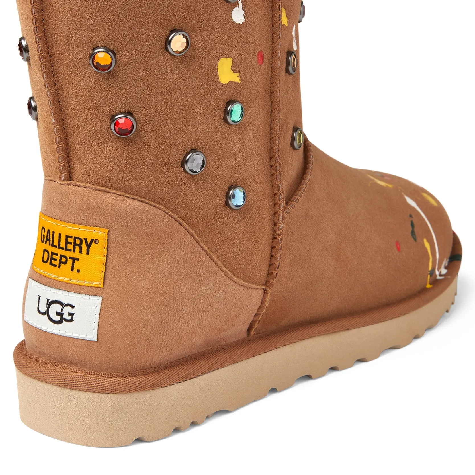 UGG GALLERY DEPT CLASSIC SHORT CHESTNUT SUEDE
